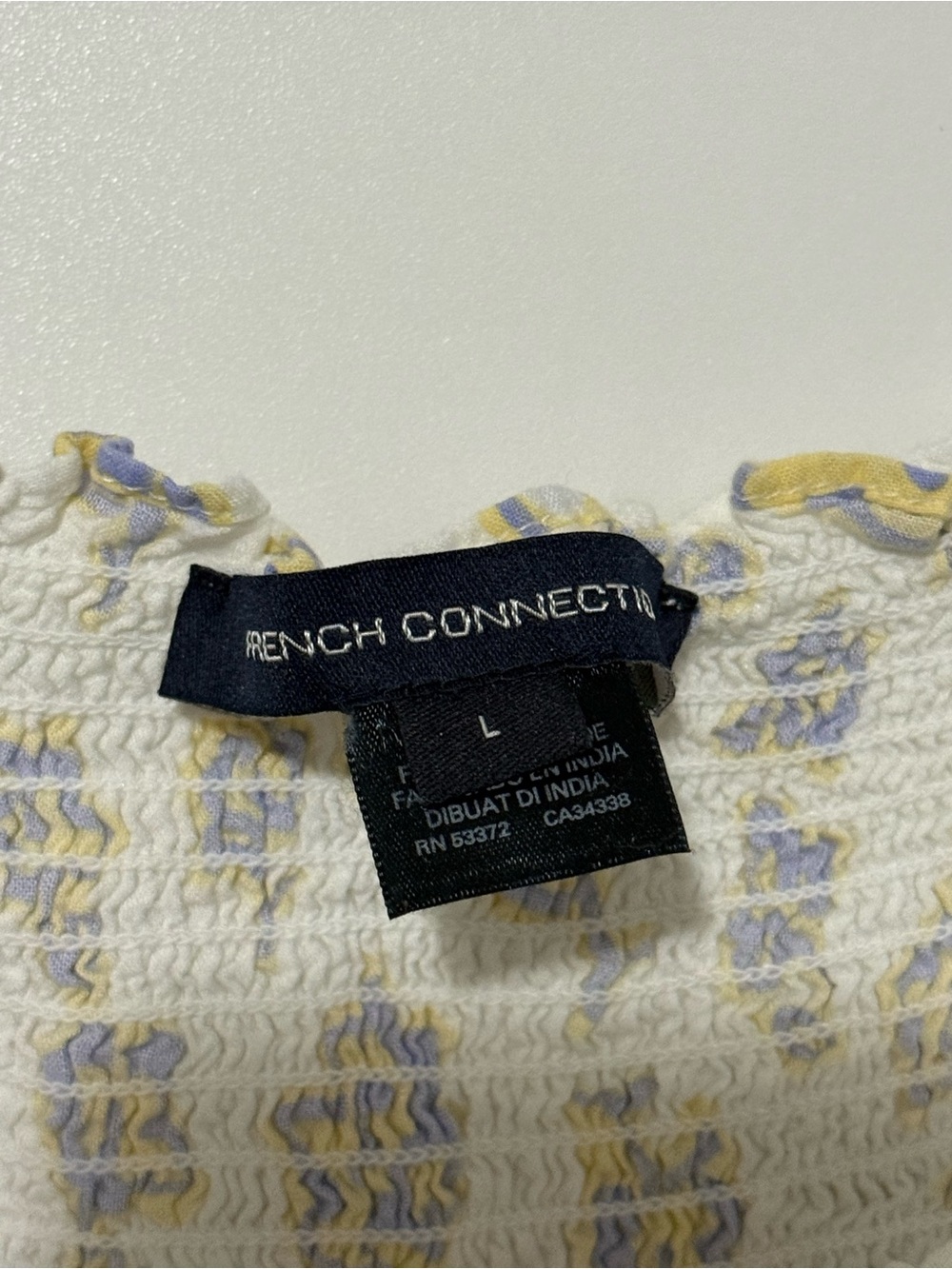185. French Connect Doria Balloon Sleeve Floral Smocked Top - Picture 4 of 5